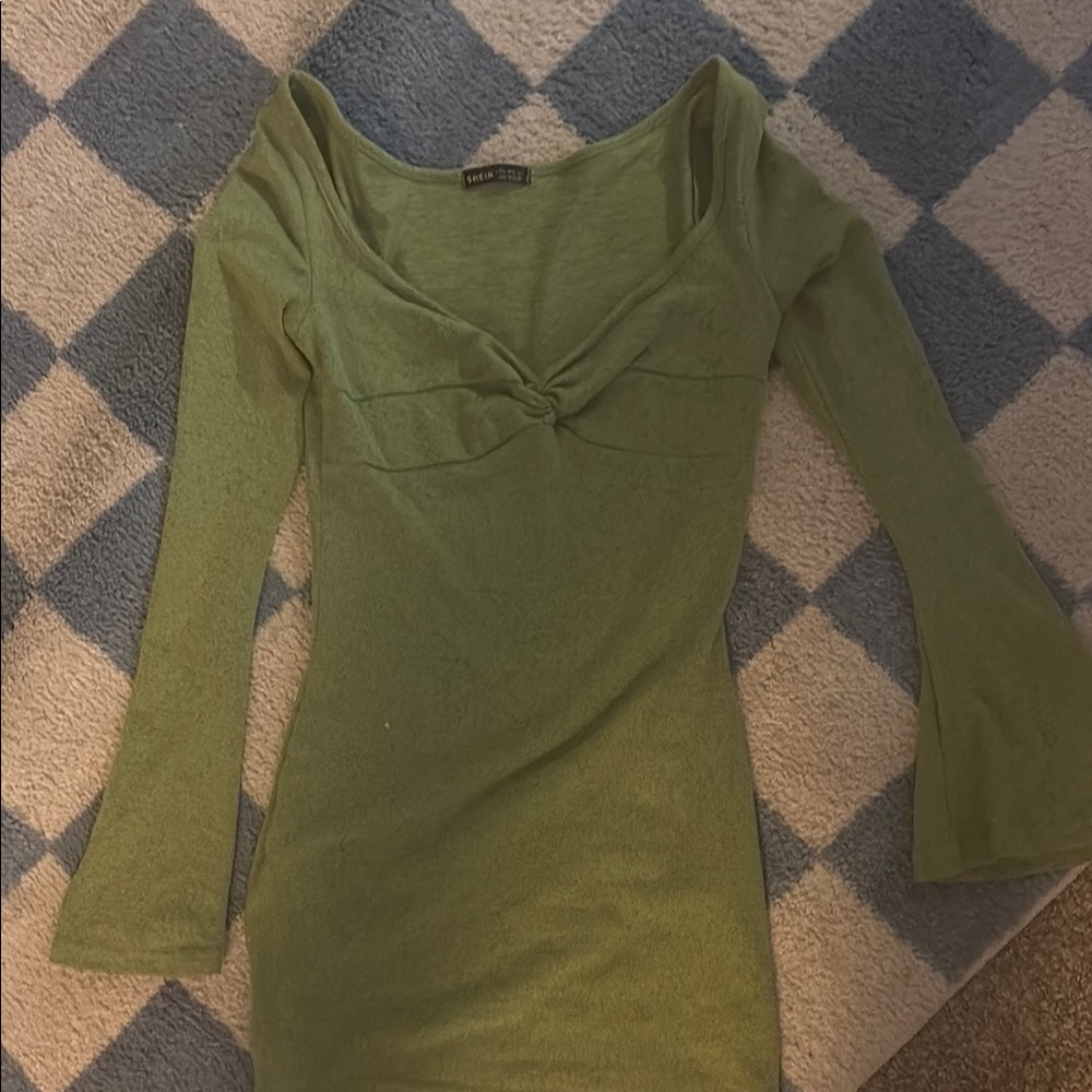 Green Long Sleeve Dress